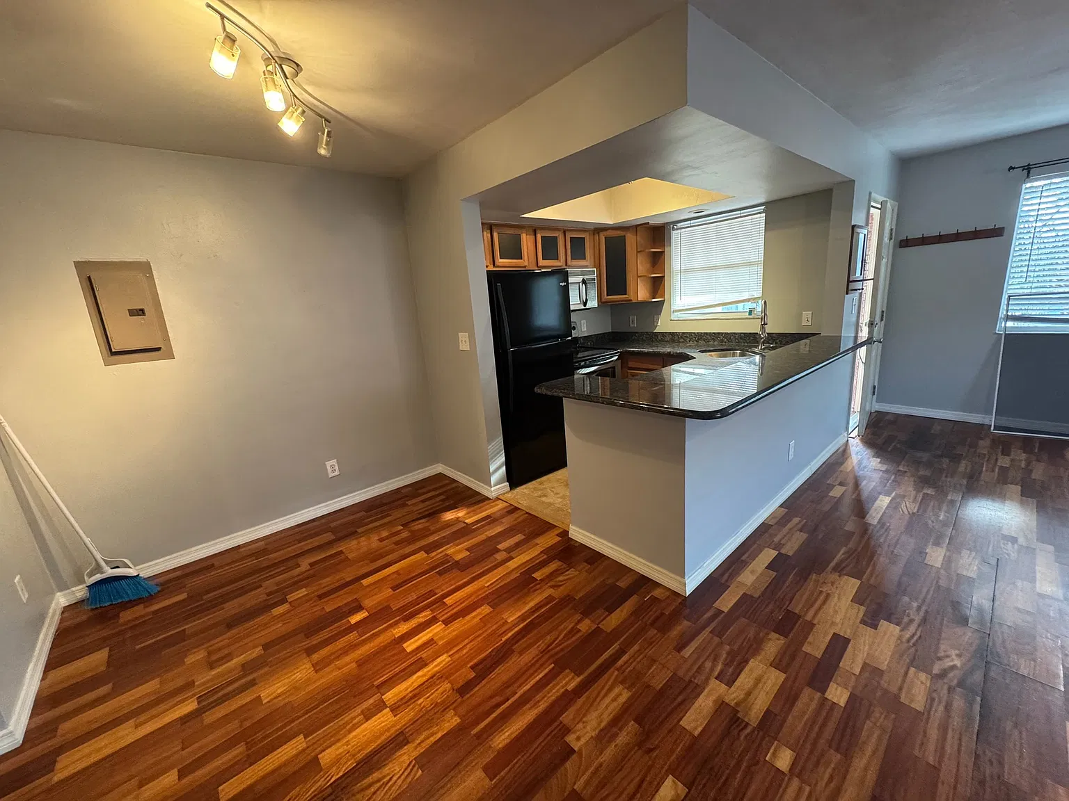 1 bed, 645 sqft, $1,500 — Photo 4