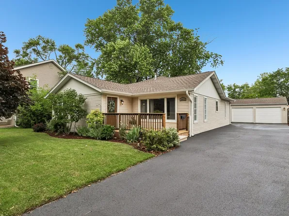2802 Hawk Ln, Rolling Meadows, IL 60008