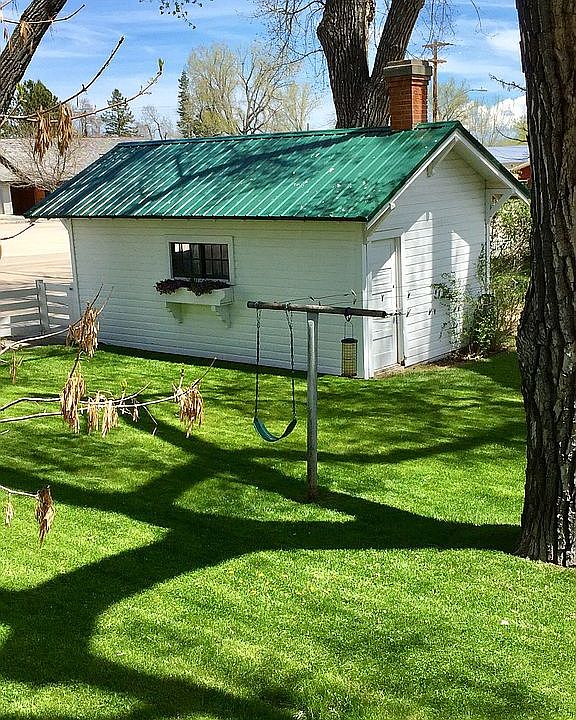 Single Garage - Backyard