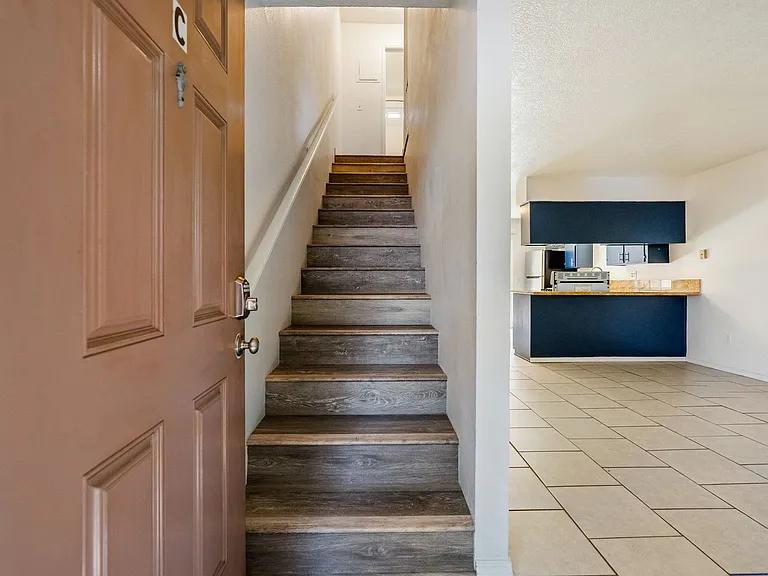350 Pismo Street — Photo 16