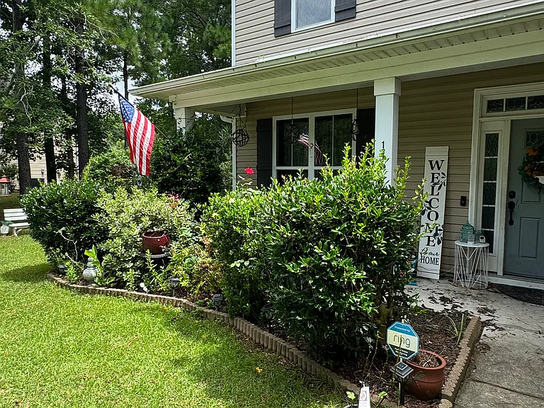 146 Cornel Ln — Photo 17