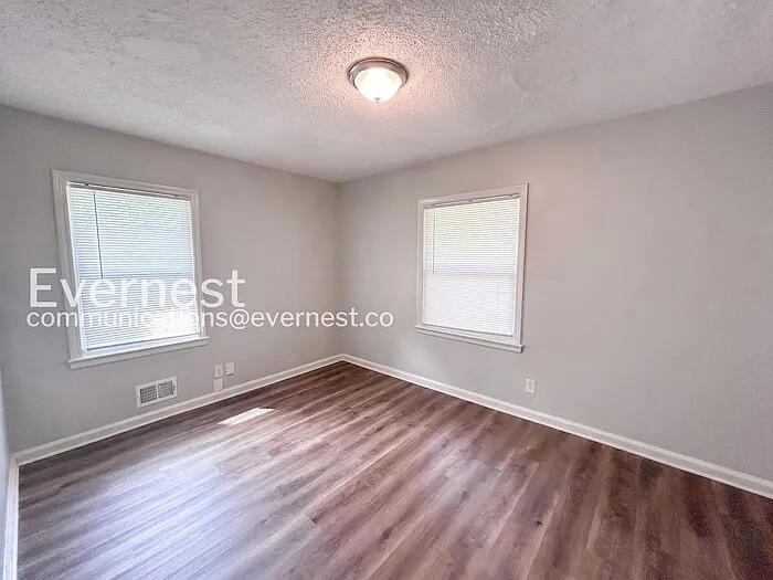 1598 San Gabriel Ave — Photo 14