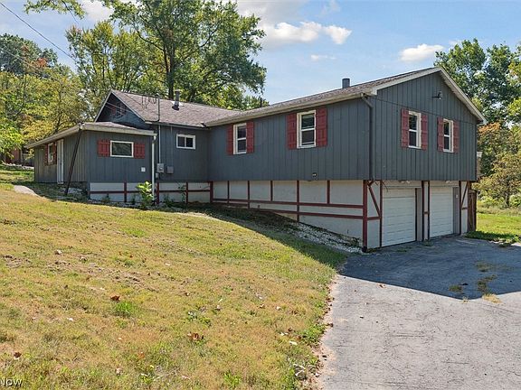 2nd image of 29655 Buck Rd