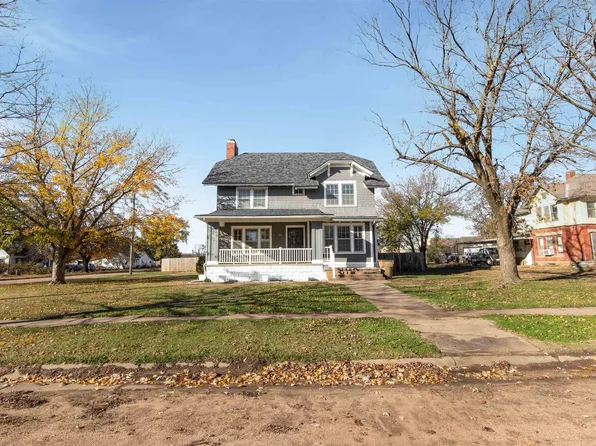 111 S Martin St, Turon, KS 67583