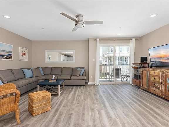 5th image of 306-A E Magnolia Ave #306A