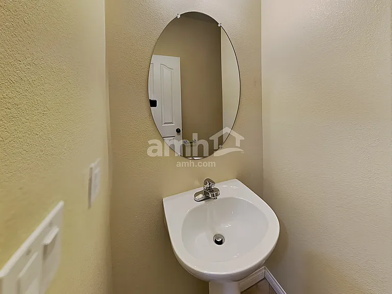 37 Harbor Pines Ct — Photo 10