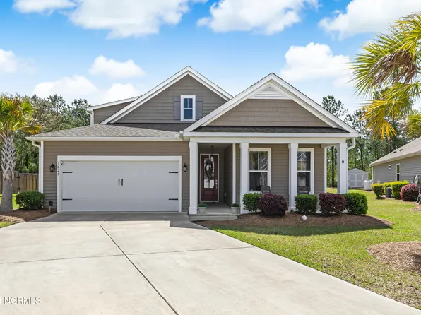 1827 Bards Drive SE, Bolivia, NC 28422