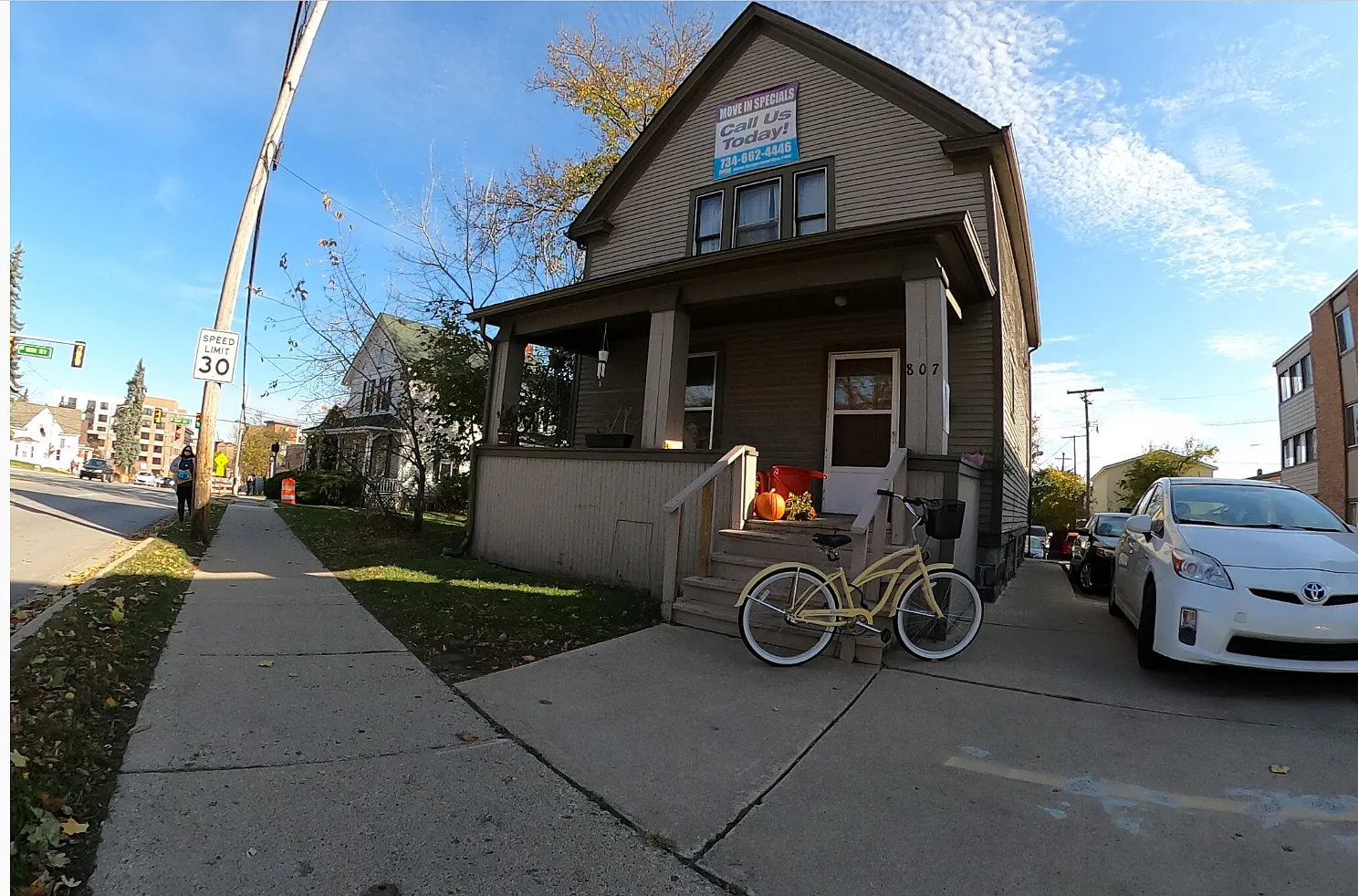 807 S. Main — Photo 1