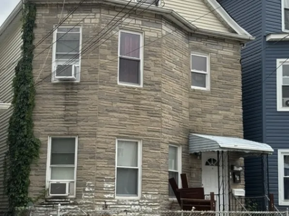 92 10Th St, Passaic City, NJ 07055