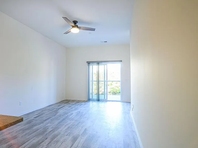 1404 Bainbridge St #B — Photo 3