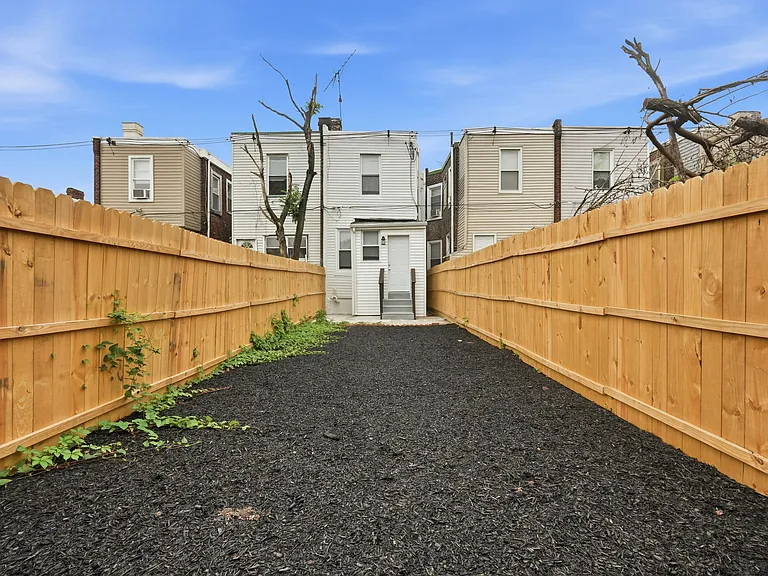 4815 N Palethorp St — Photo 15