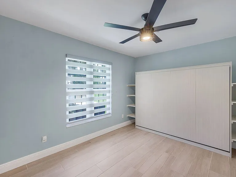 2212 SE 7th St — Photo 21