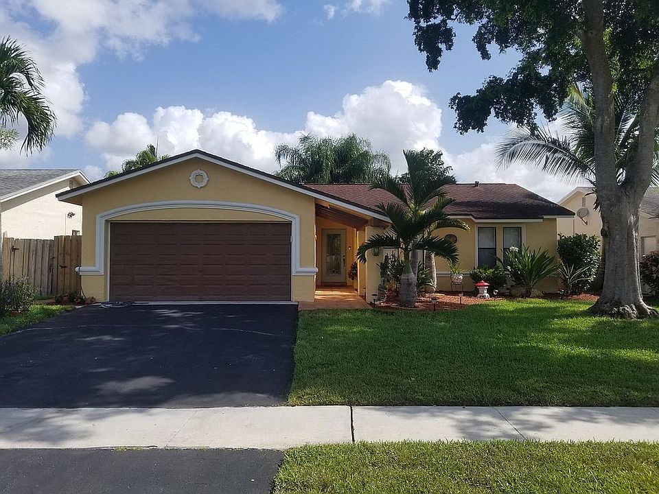 1st image of 10751 NW 21st St