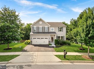 20 Eisentown Dr, Lovettsville, VA 20180