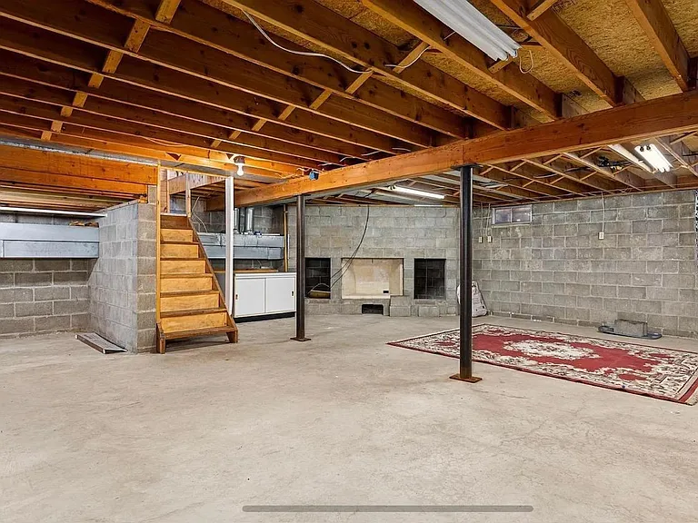 512 S Mathis Ave — Photo 48