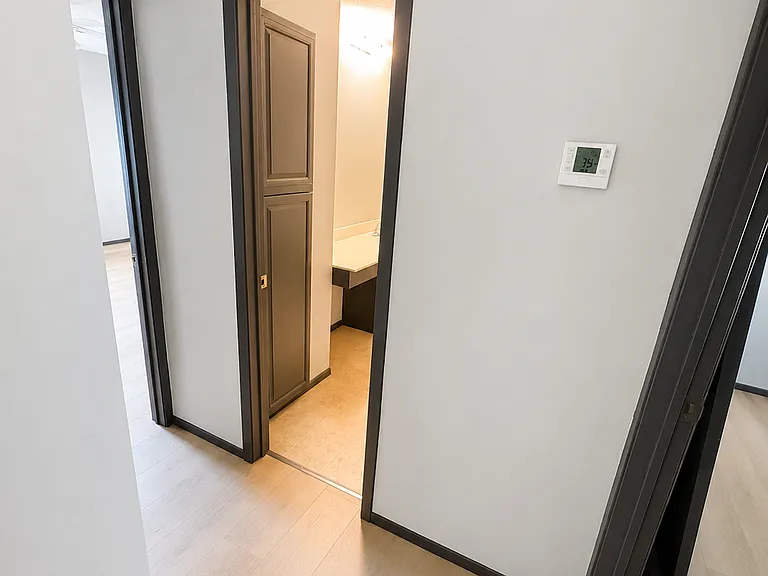 1532 N Maybelle Pl — Photo 2