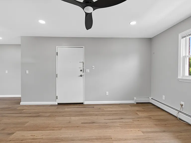 52 Naples Ave #5LL — Photo 10