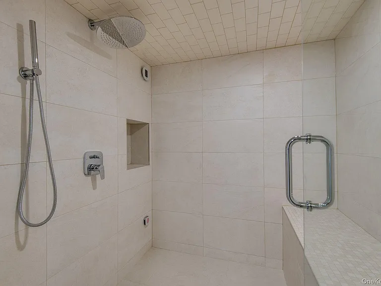 10 Beach Hill Dr — Photo 26