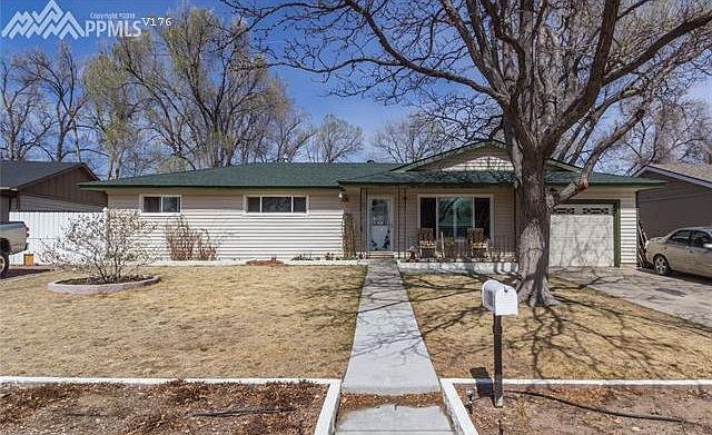2nd image of 720 Hackberry Dr