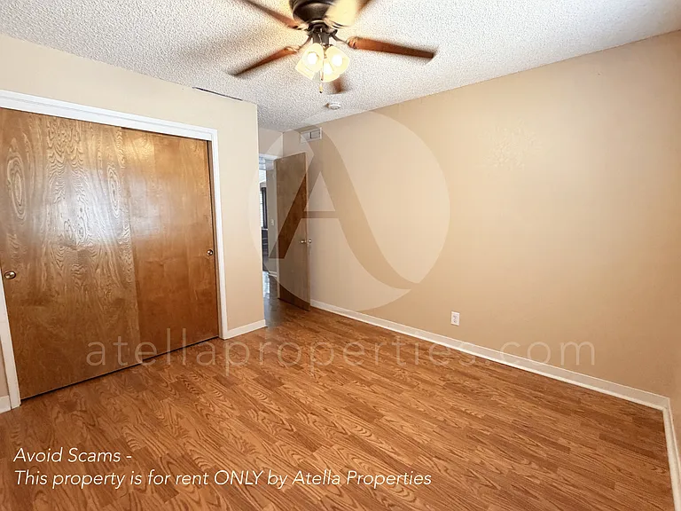 919 Greenfield Ave #1 — Photo 14