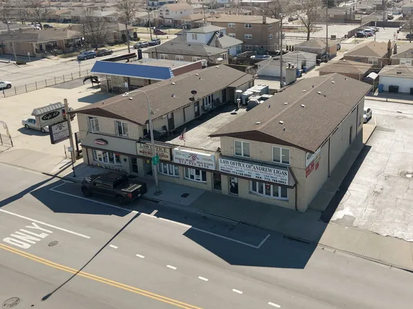 6411 W 63rd St #2E, Chicago, IL 60638