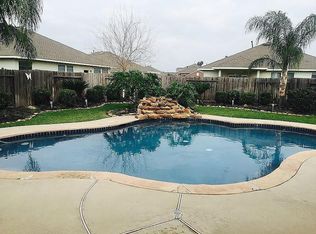 7423 Riven Oaks Ct, Cypress, TX 77433