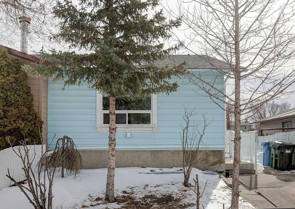 1st image of 27 N Castleglen Rd NE