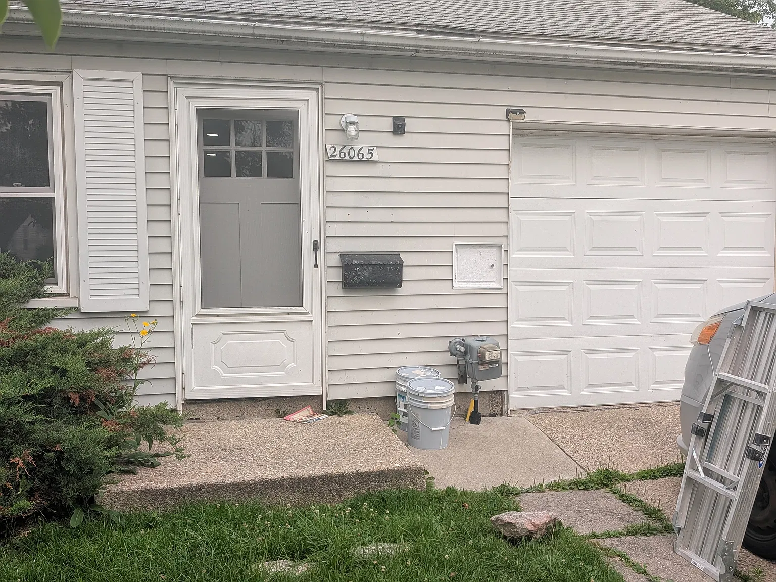 2 bed, 720 sqft, $1,500 — Photo 2