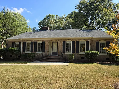 2925 Heathgate Rd Photo 1