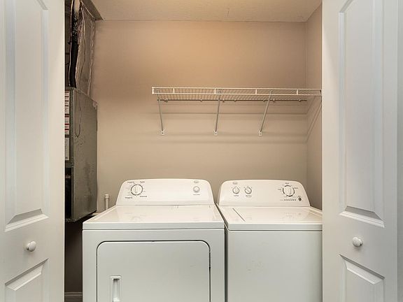 5th image of 71 Cherry St APT 107
