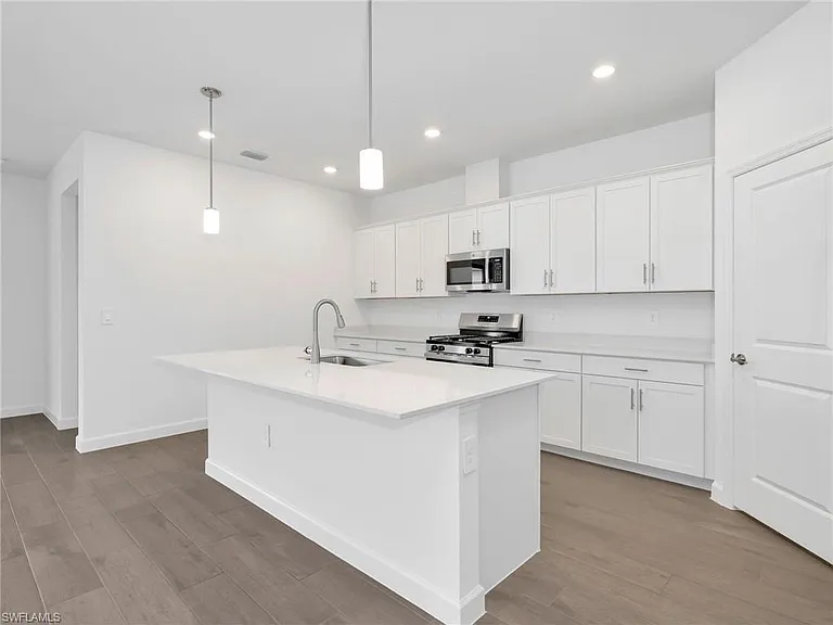 19228 Gentry Pl — Photo 10