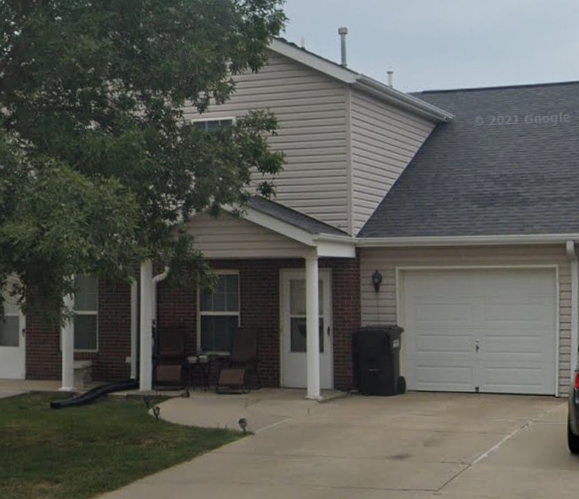 2nd image of 1992-2025 N Maple St #11
