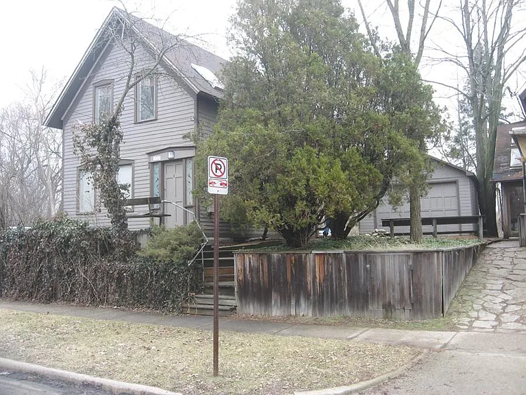 1206 Traver Rd #2 — Photo 1