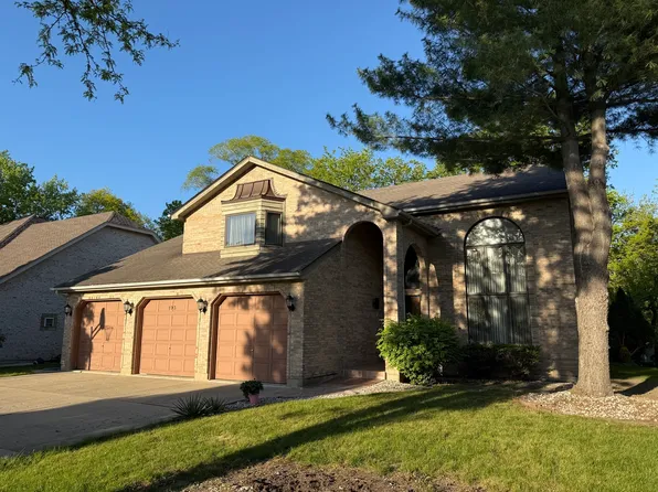 193 Rosedale Ct, Bloomingdale, IL 60108