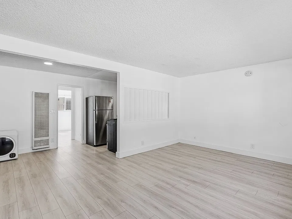 3318 Drew Street