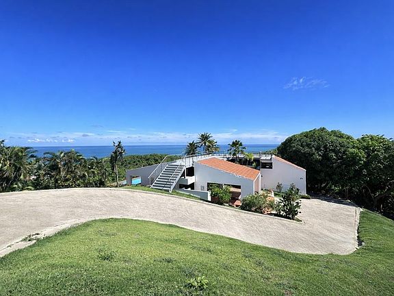 3rd image of Palmas Drive Rdg