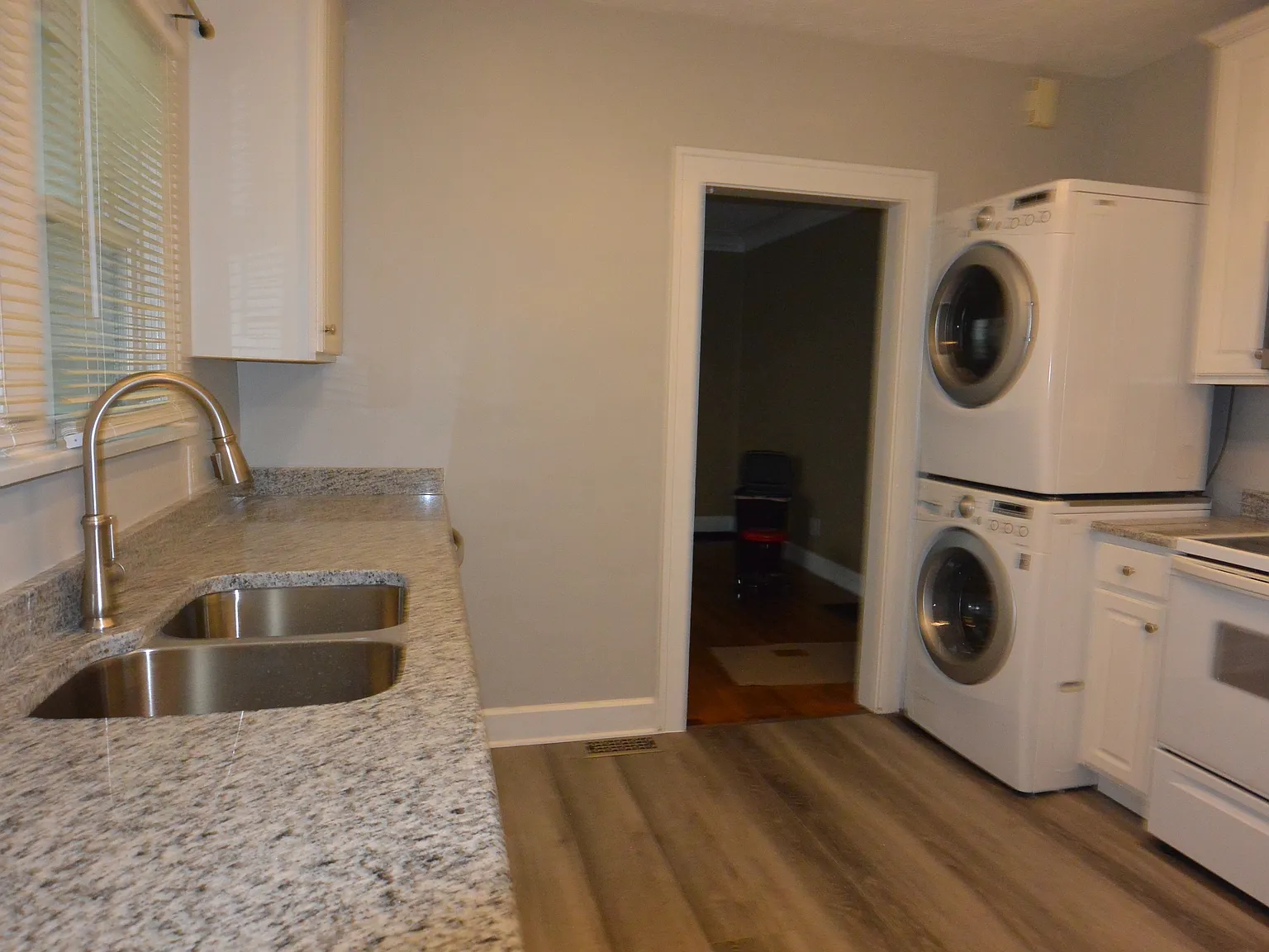 5265 N College Avenue — Photo 4