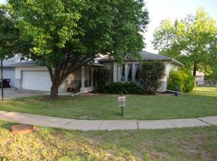 205 E Centennial Rd, Mulvane, KS 67110