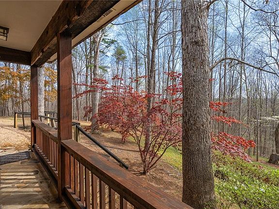 4th image of 236 Jacobs Creek Rd