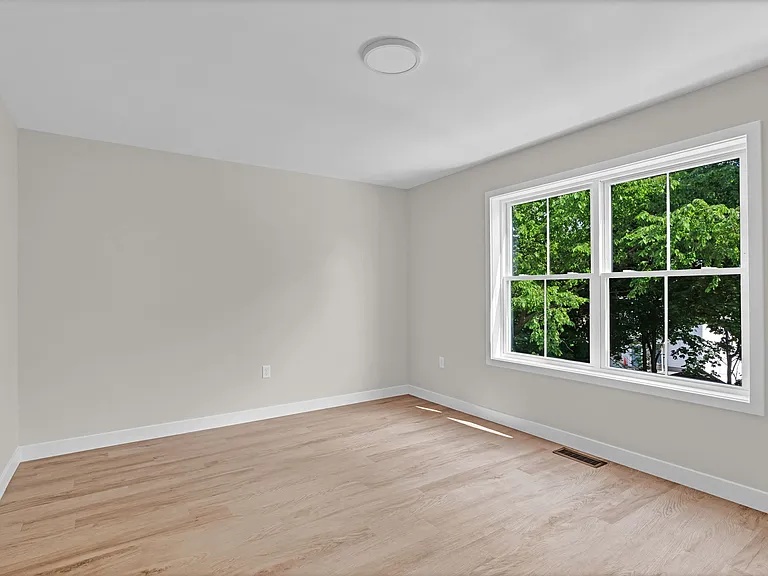 70 Whiting St #A — Photo 14