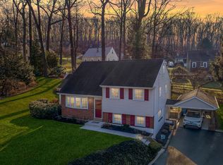 6 Woodview Rd, Malvern, PA 19355