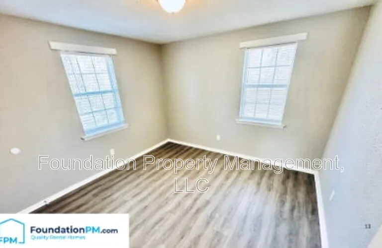 276 W Davant Ave — Photo 14