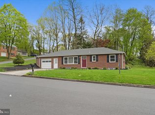 403 N Duke St, Hummelstown, PA 17036