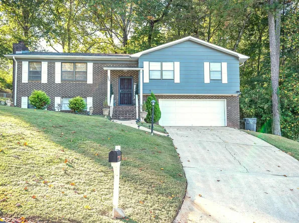 2006 Hickory Ln, Fultondale, AL 35068