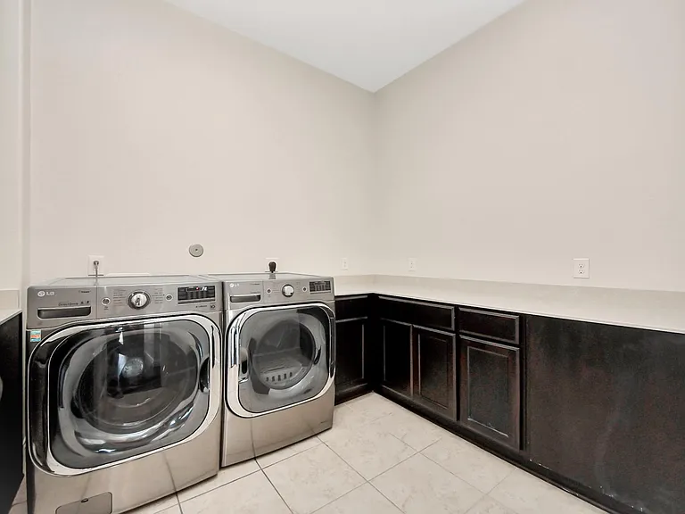 9814 Carver Dr — Photo 19