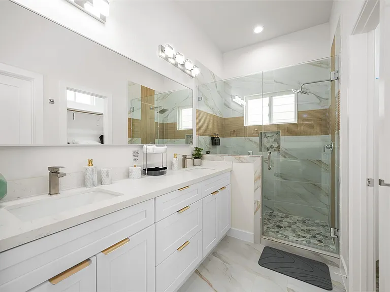 7089 Tierwester St — Photo 22