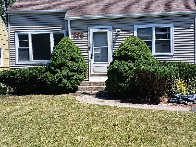 363 Belmont Ave — Photo 2