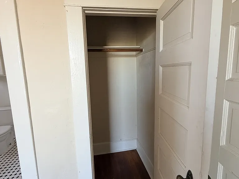916 N 8th St — Photo 7