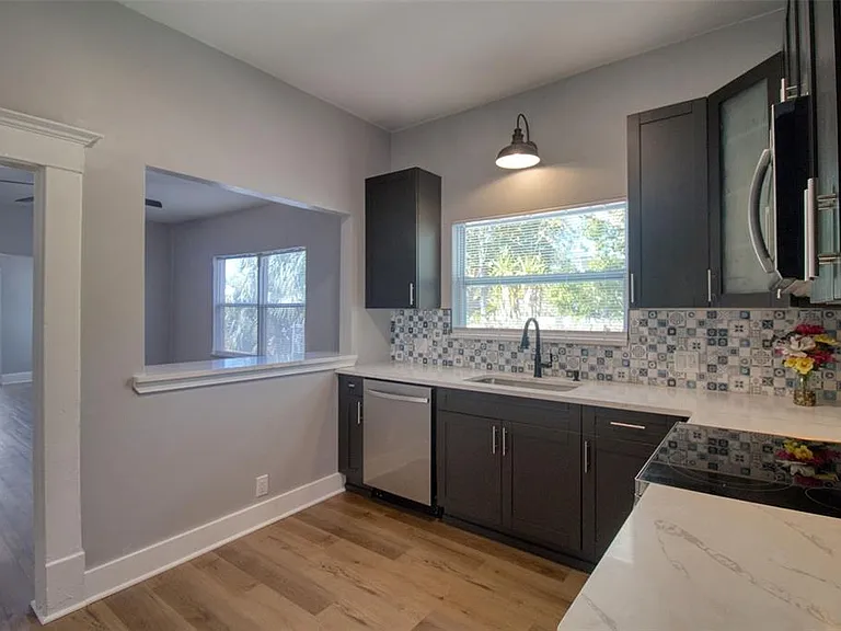 675 16th Ave S #1 — Photo 16