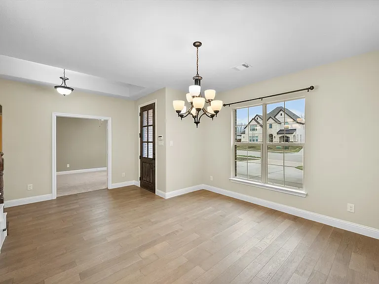4434 Verbena St — Photo 13